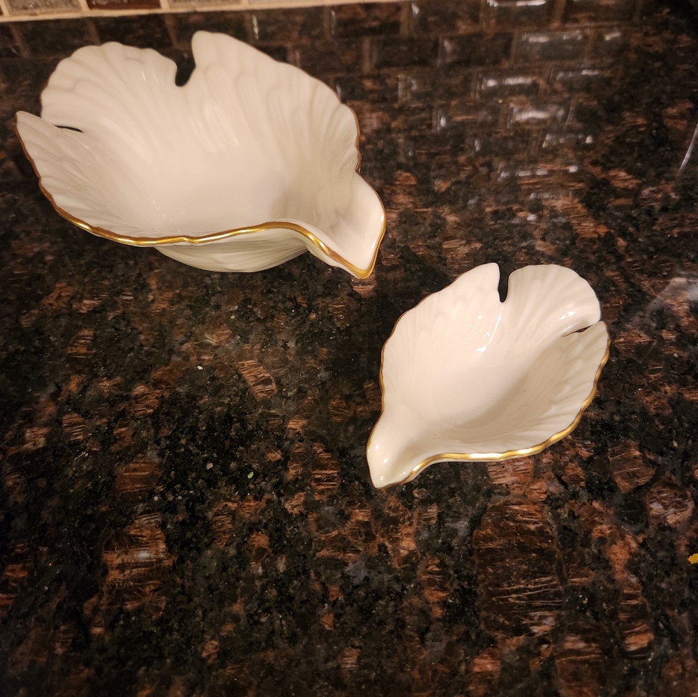 Lenox Doves